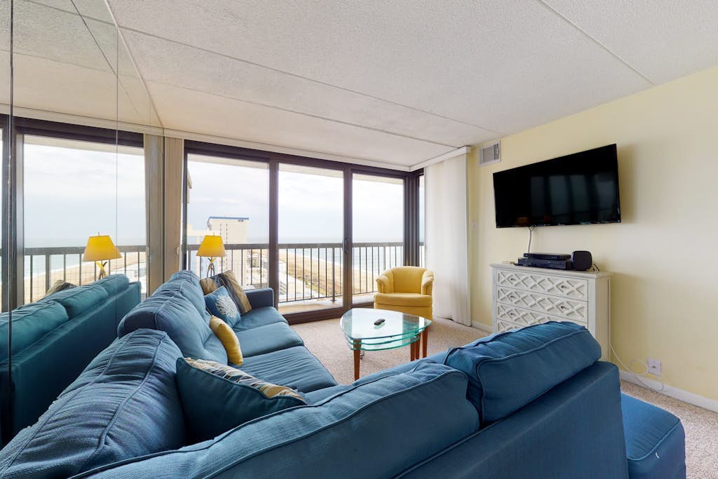Dreamy oceanfront getaway with pools, beach access & balcony