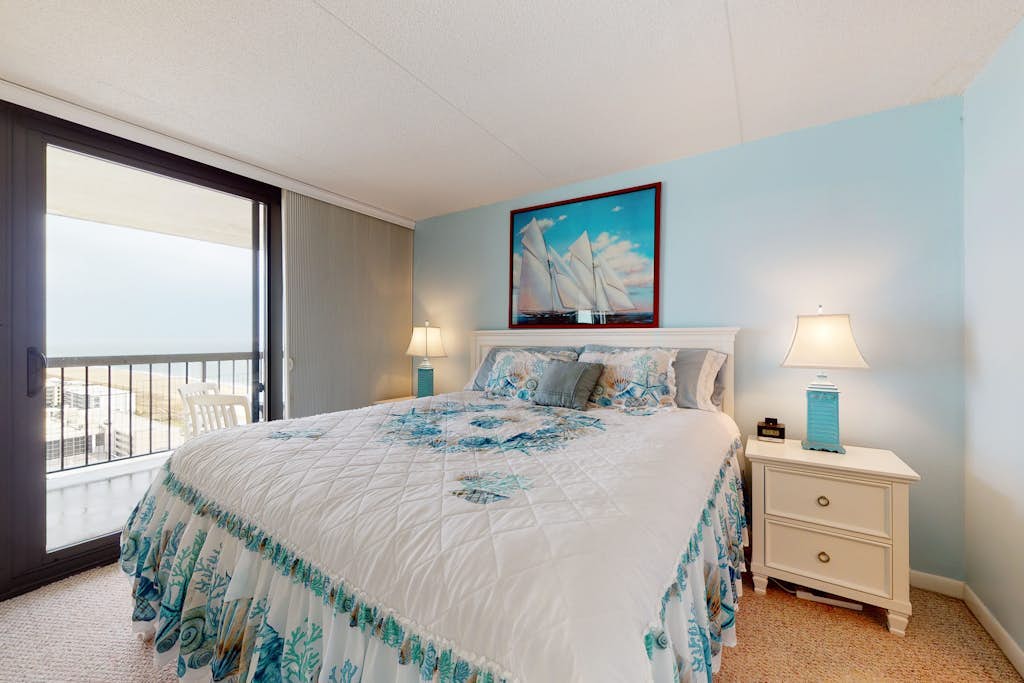 Dreamy oceanfront getaway with pools, beach access & balcony