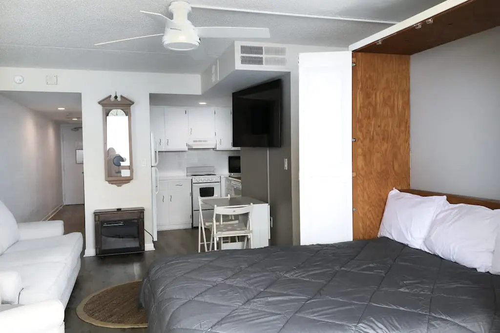 Sun Sand Seaside-Golden Sands 509
