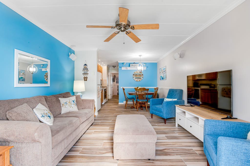 Third-Floor Condo with High-Speed WiFi, & Balcony – Steps From the Beach