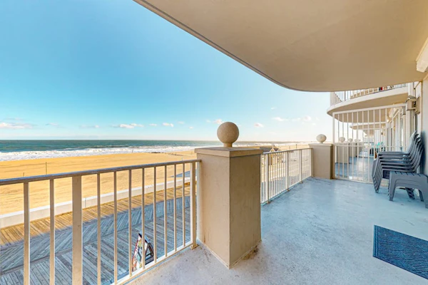 Spacious condo on the boardwalk & beach w/amazing views, private balcony, A/C