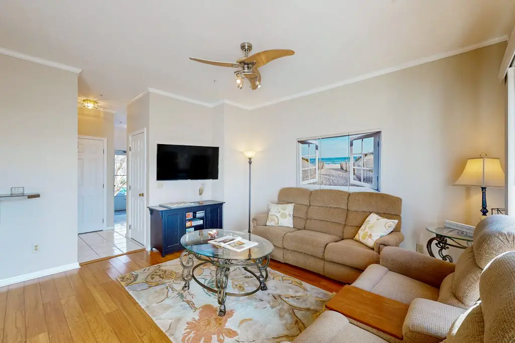 Townes of Nantucket Unit 11