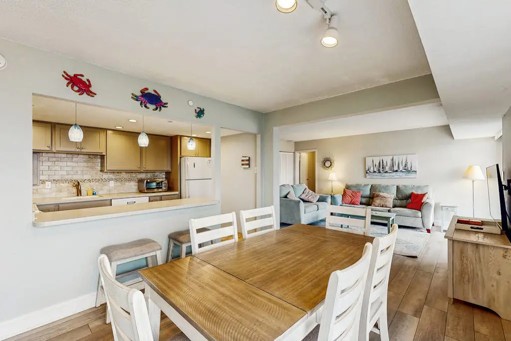 9400 bldg unit 807