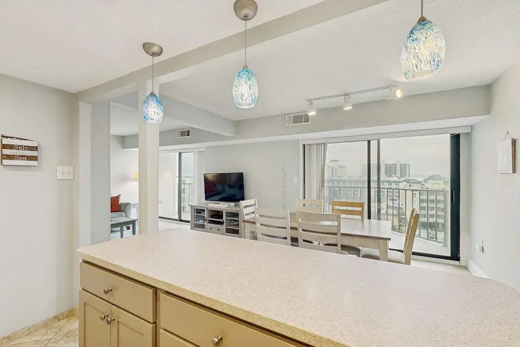 9400 bldg unit 807