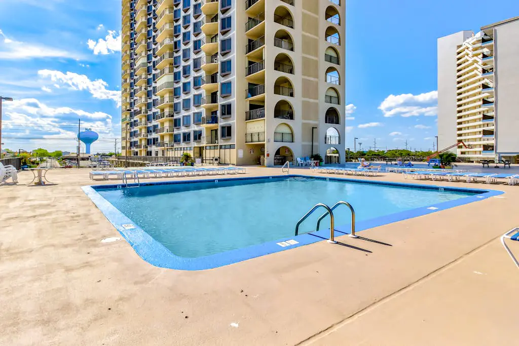 9400 bldg unit 807