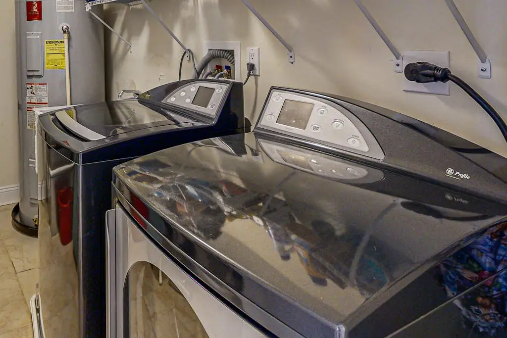 The Meridian 505E