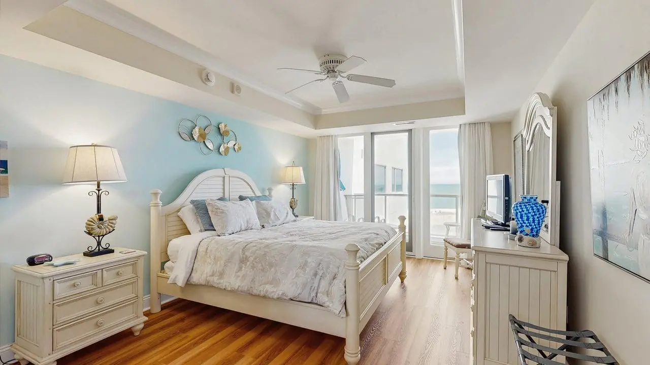 The Meridian 505E