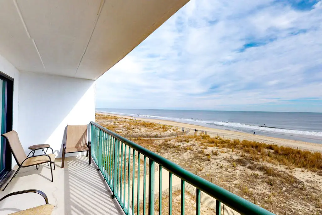 Summer Beach 302
