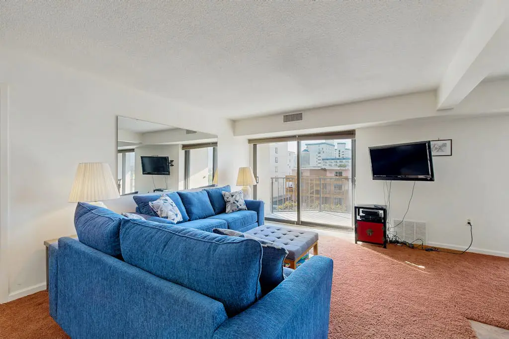 9400 Building #307