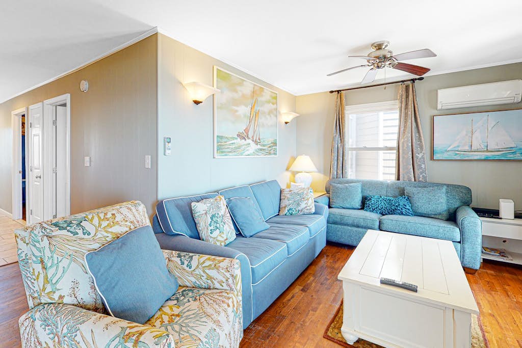 Oceanfront Happy House duplex with ocean view, WiFi, W/D, & direct beach access