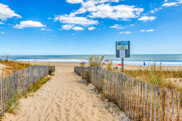 Charming 1st-Floor Condo w/Private Balcony, Free WiFi, Partial A/C, and W/D