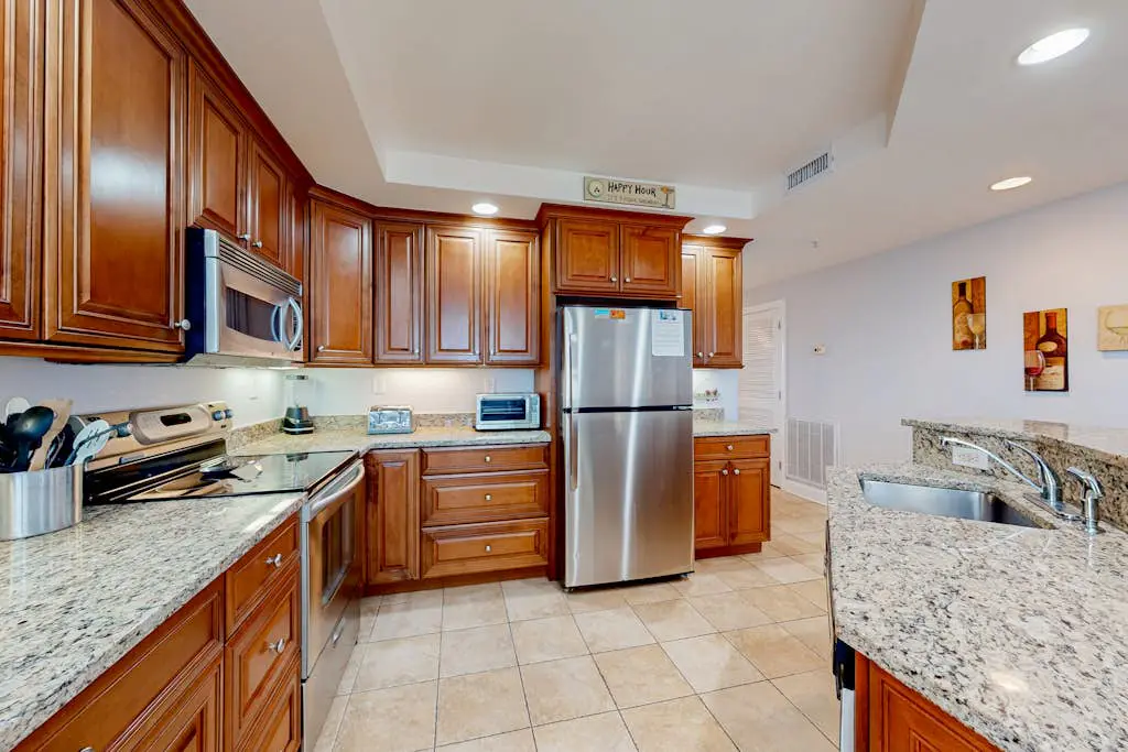 Belmont Towers 301