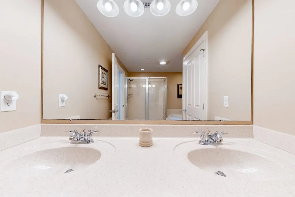 Belmont Towers 301