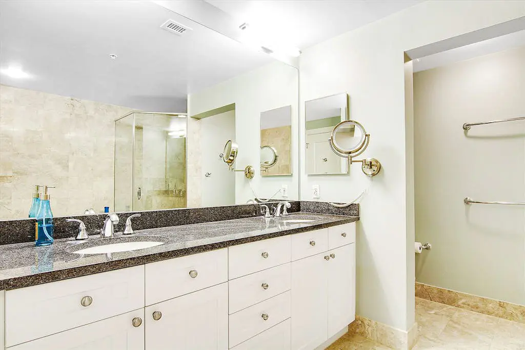 Gateway Grand 410