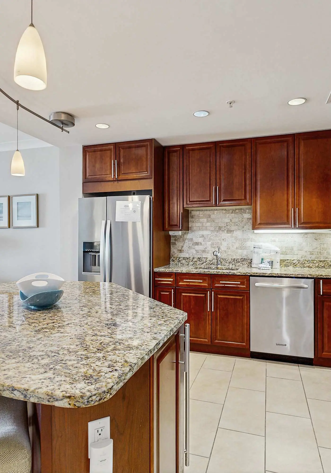 Gateway Grand 410