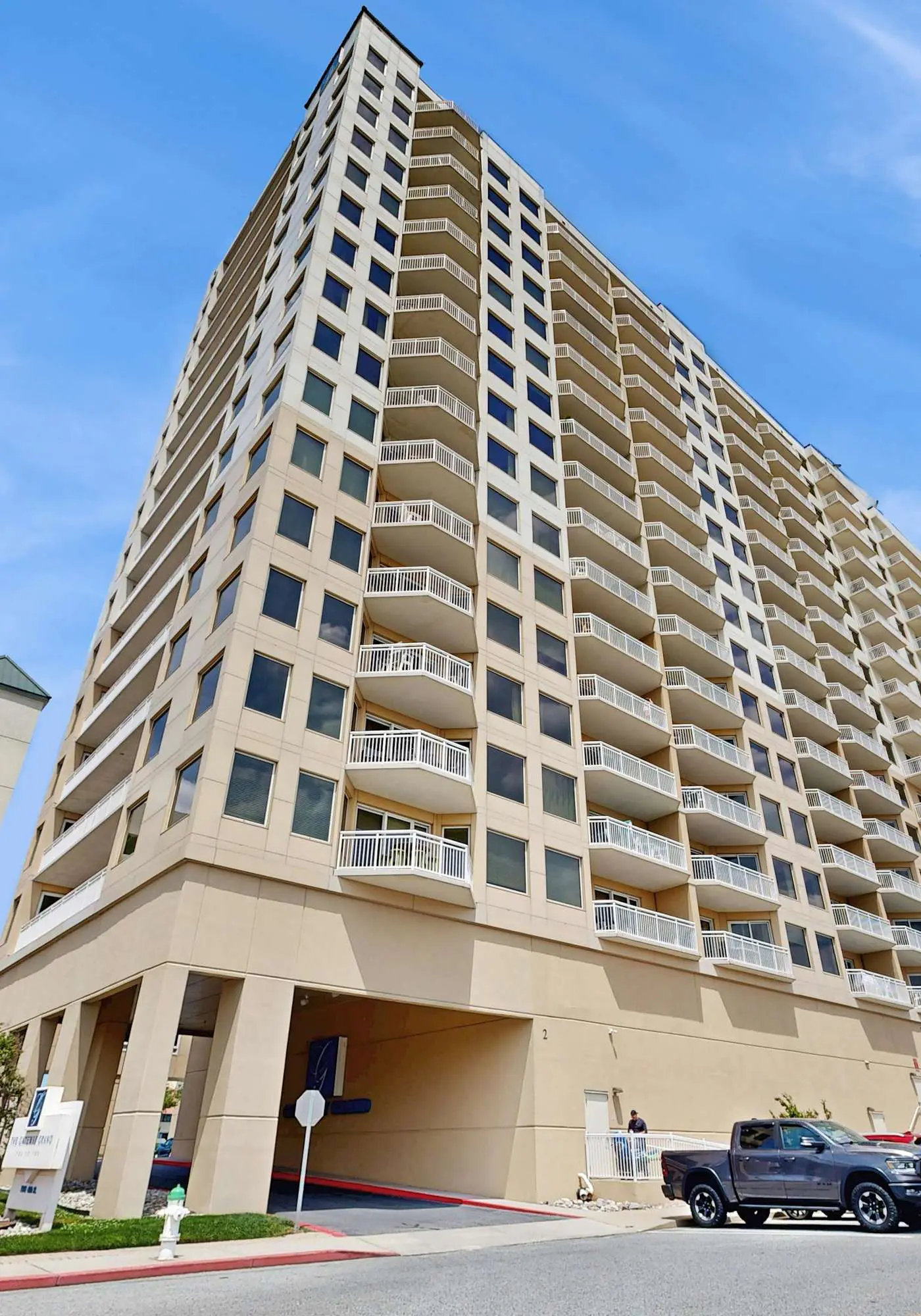 Gateway Grand 410