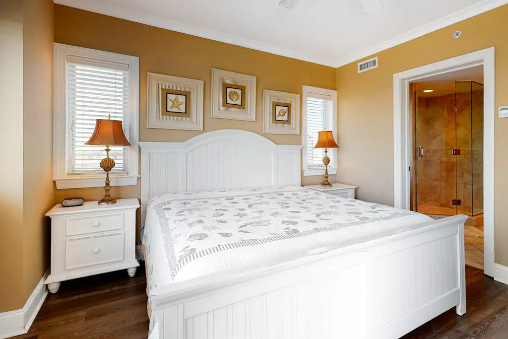 The Meridian 504W