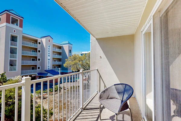 Ultimate beach getaway with ocean view, open layout, garage parking, & streaming