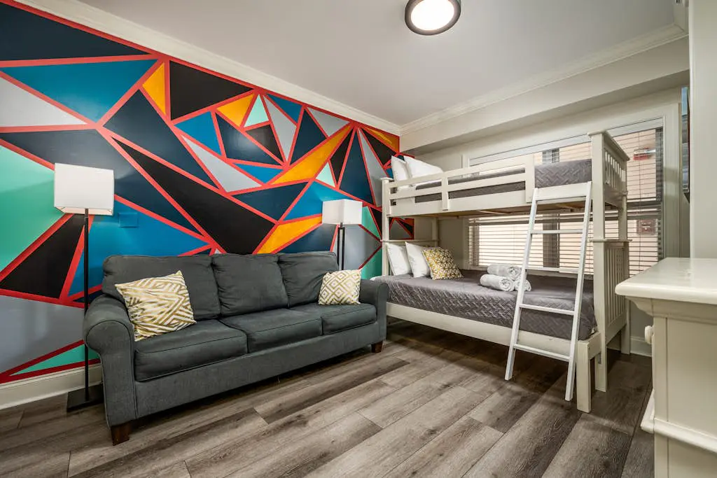 Belmont Towers 805