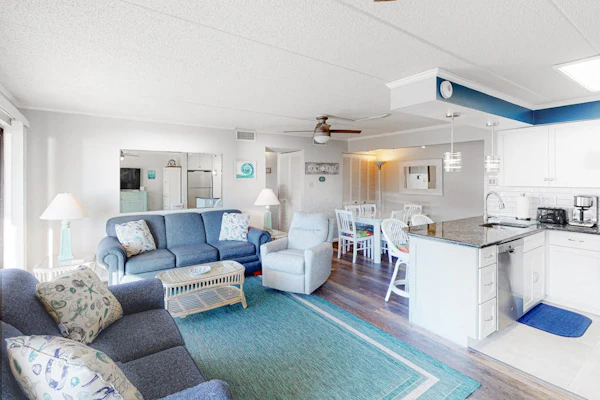 Condo in an Oceanfront Building with Side Ocean View, Balcony, AC & WiFi