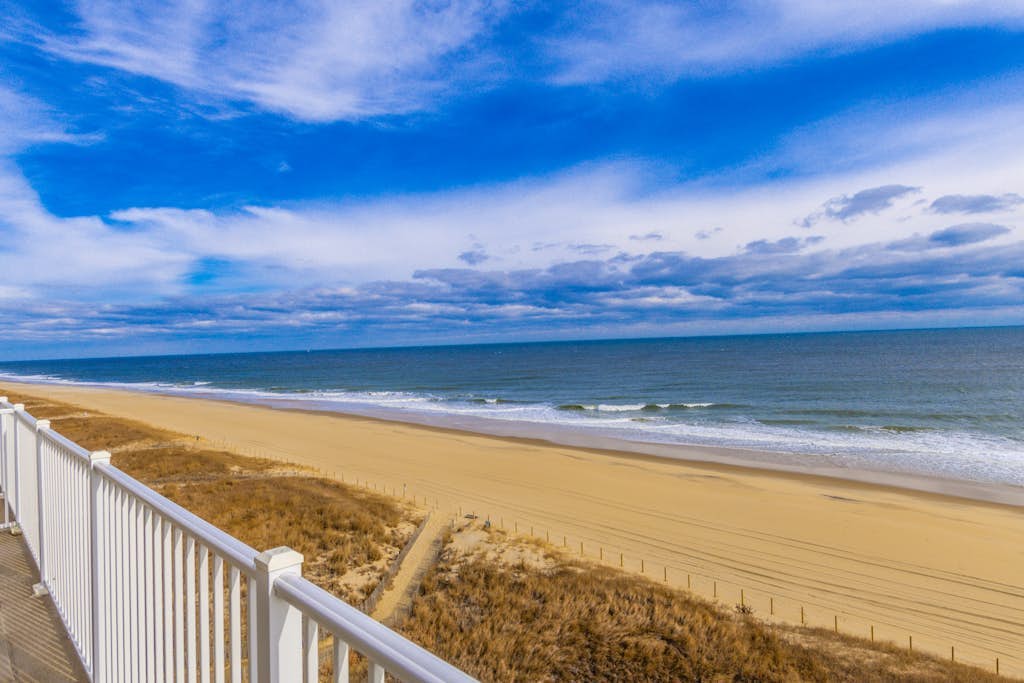 Oceanfront Calypso Condo w/ Ocean View Balcony, WiFi, Laundry & Shared Pool