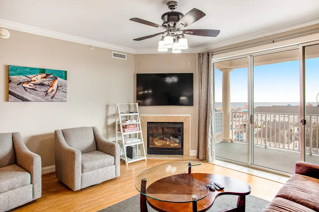 Belmont Towers 608