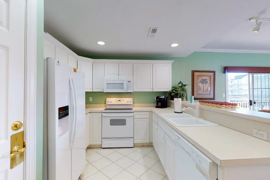 Sunset Bay III 313