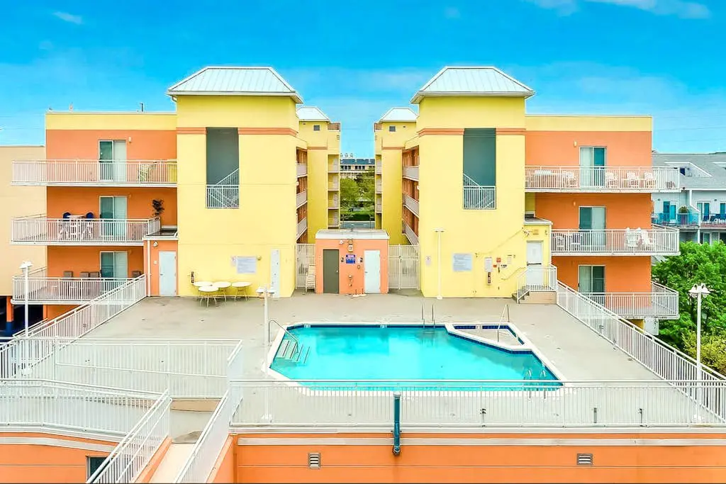 Sunset Bay III 313
