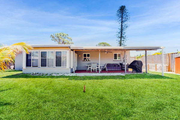 Snowbird & dog-friendly home with patio, grill, bikes