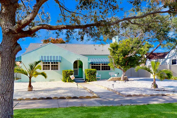 Dog-friendly duplex with outdoor living area - walk to beach/downtown