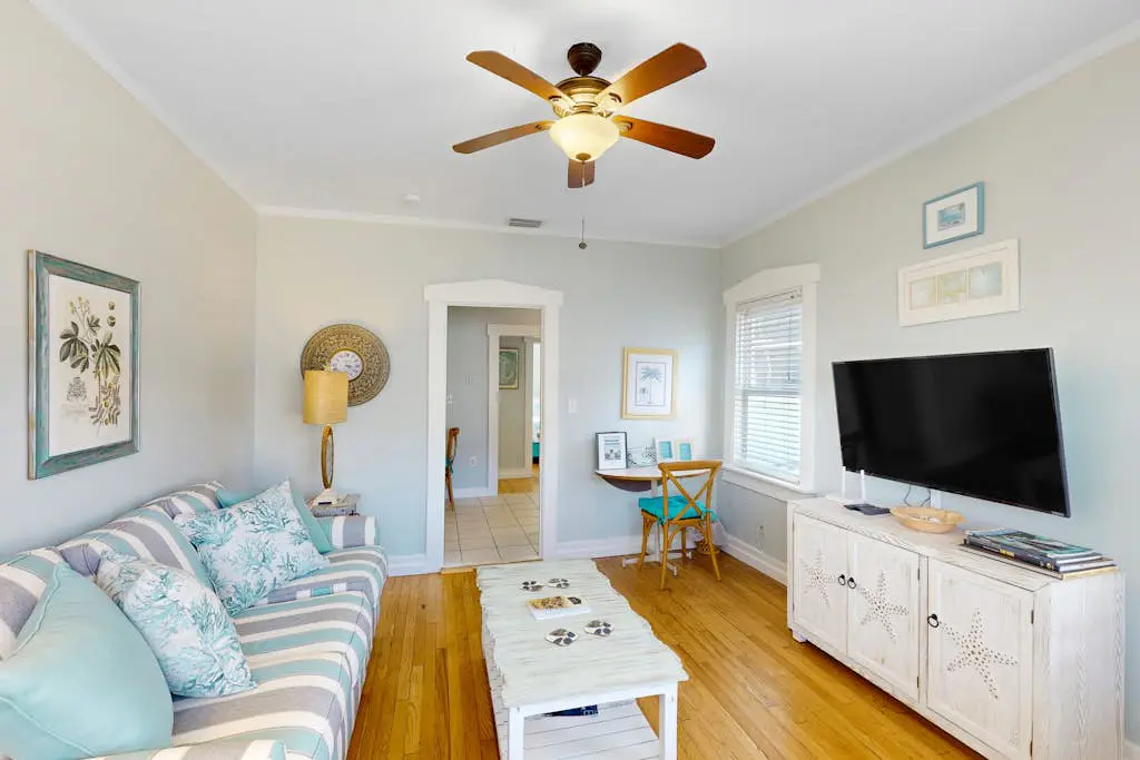 Vintage Venice Duplex - A