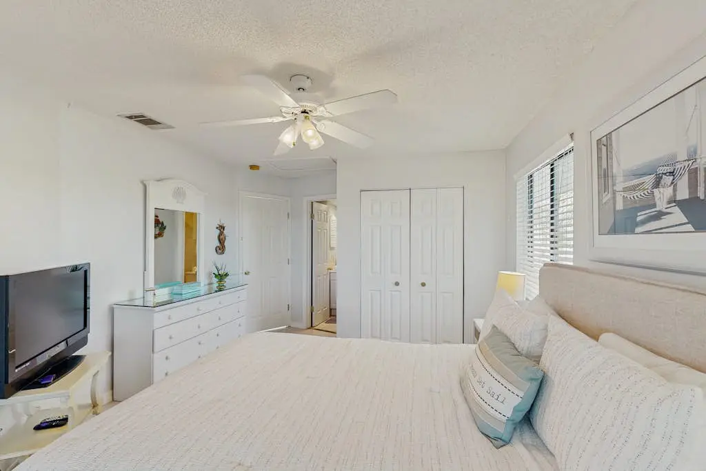 SUNBURST 243