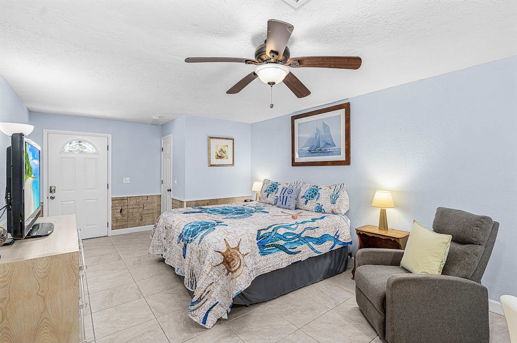 Dog-Friendly Quadruplex w/Snowbird Discounts - Near Beaches