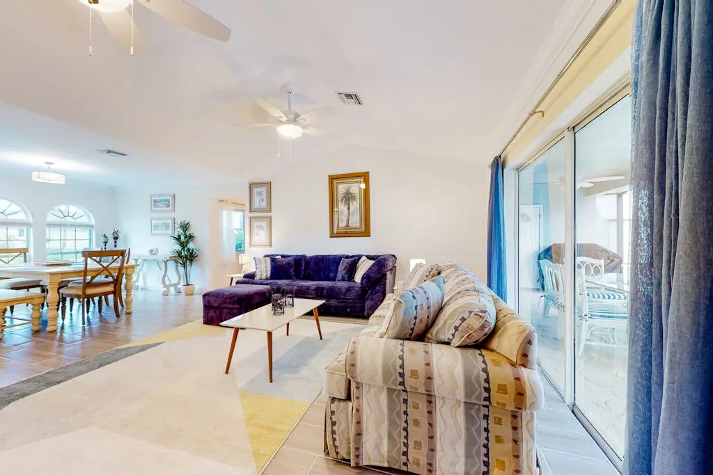 Bonita's Riverfront Retreat