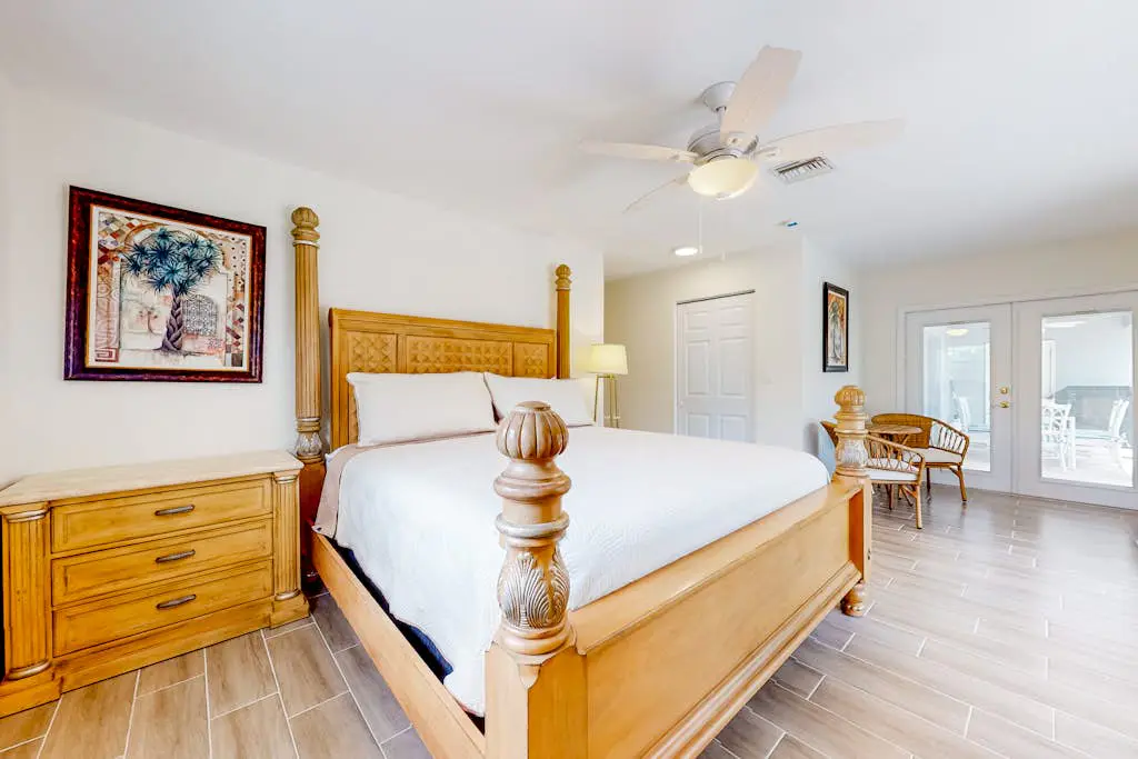 Bonita's Riverfront Retreat