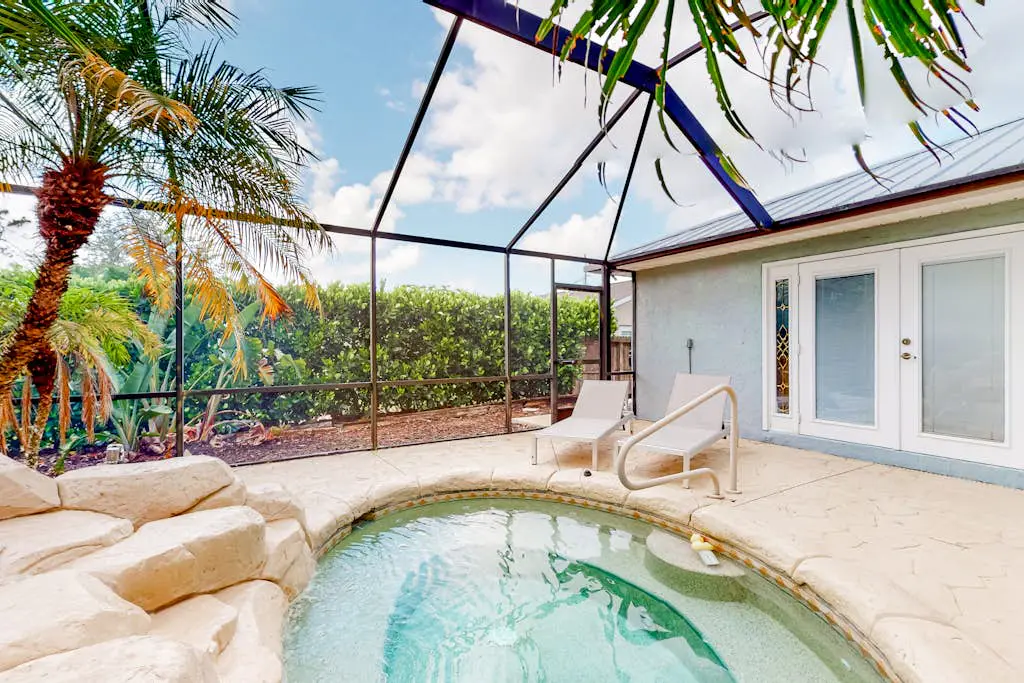 Bonita's Riverfront Retreat