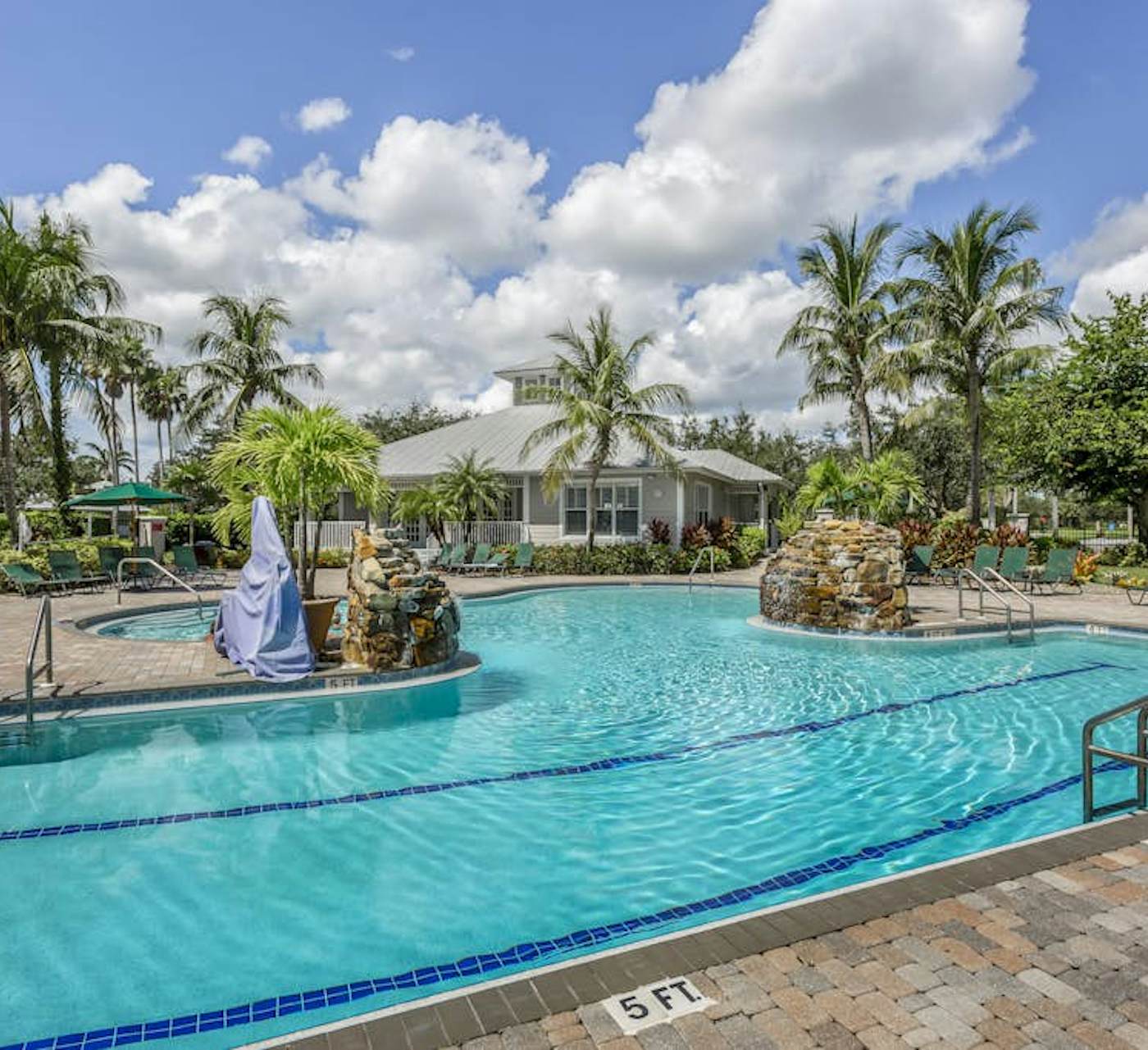 Greenlinks Paradise | 3 Bed Naples, FL Condo