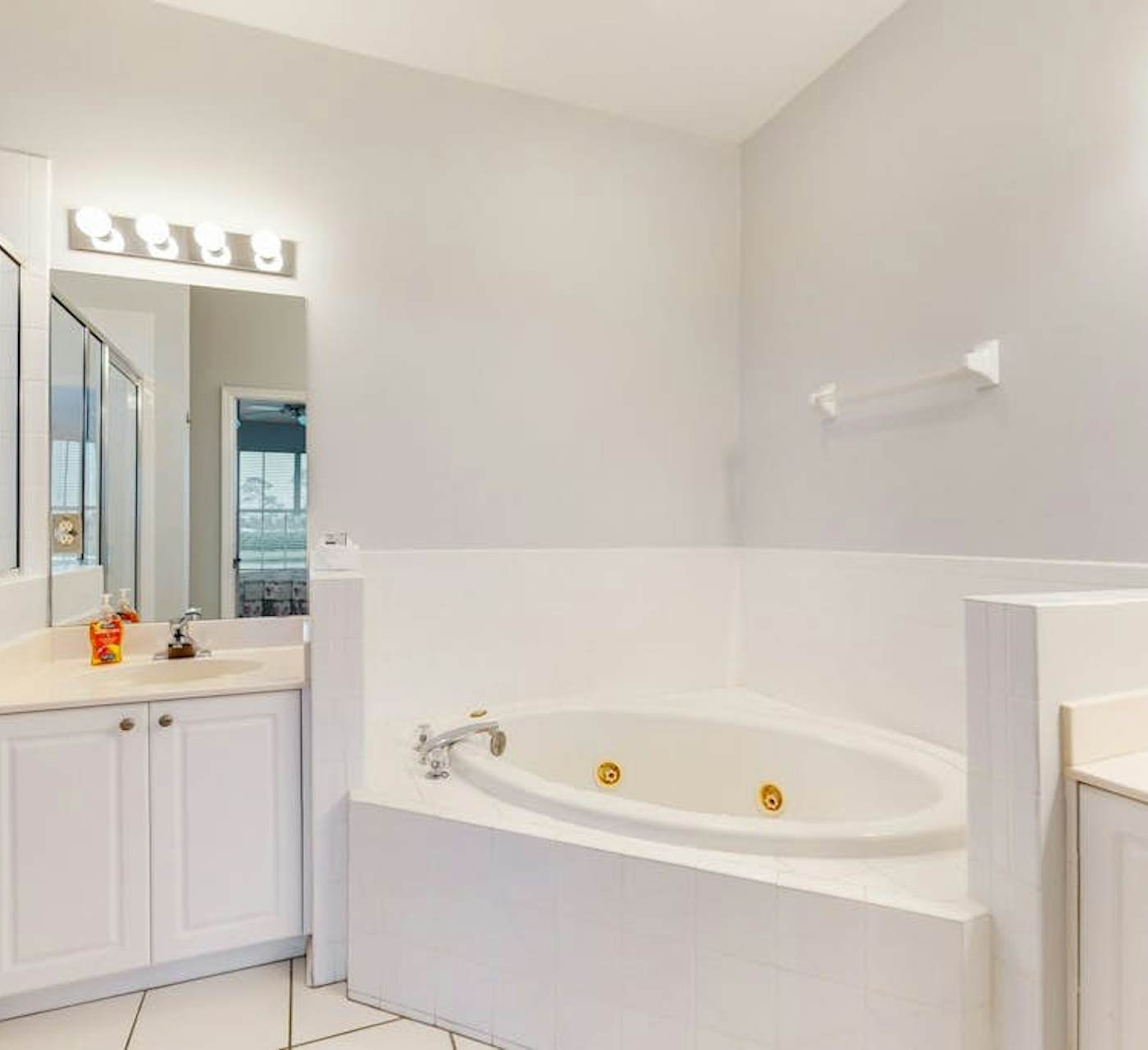 Greenlinks Paradise | 3 Bed Naples, FL Condo
