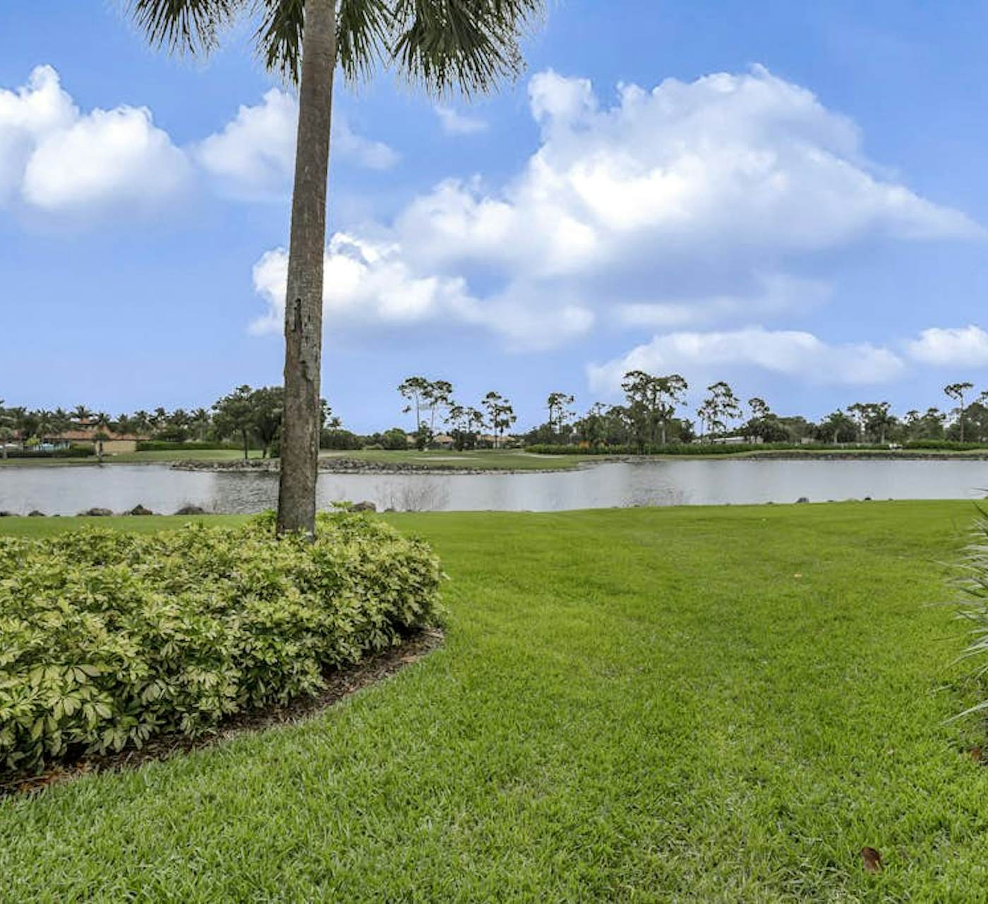 Greenlinks Paradise | 3 Bed Naples, FL Condo