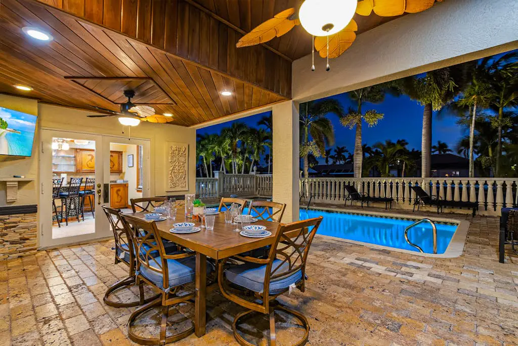 Caloosahatchee Getaway