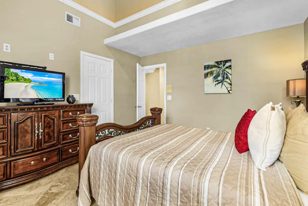 Caloosahatchee Getaway