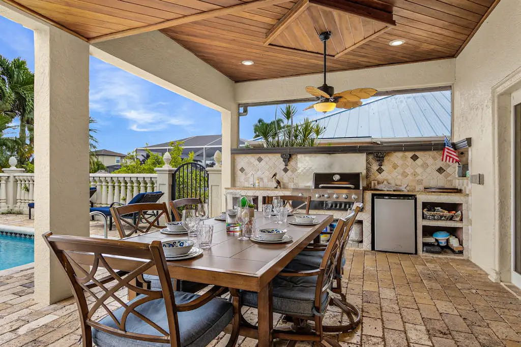 Caloosahatchee Getaway