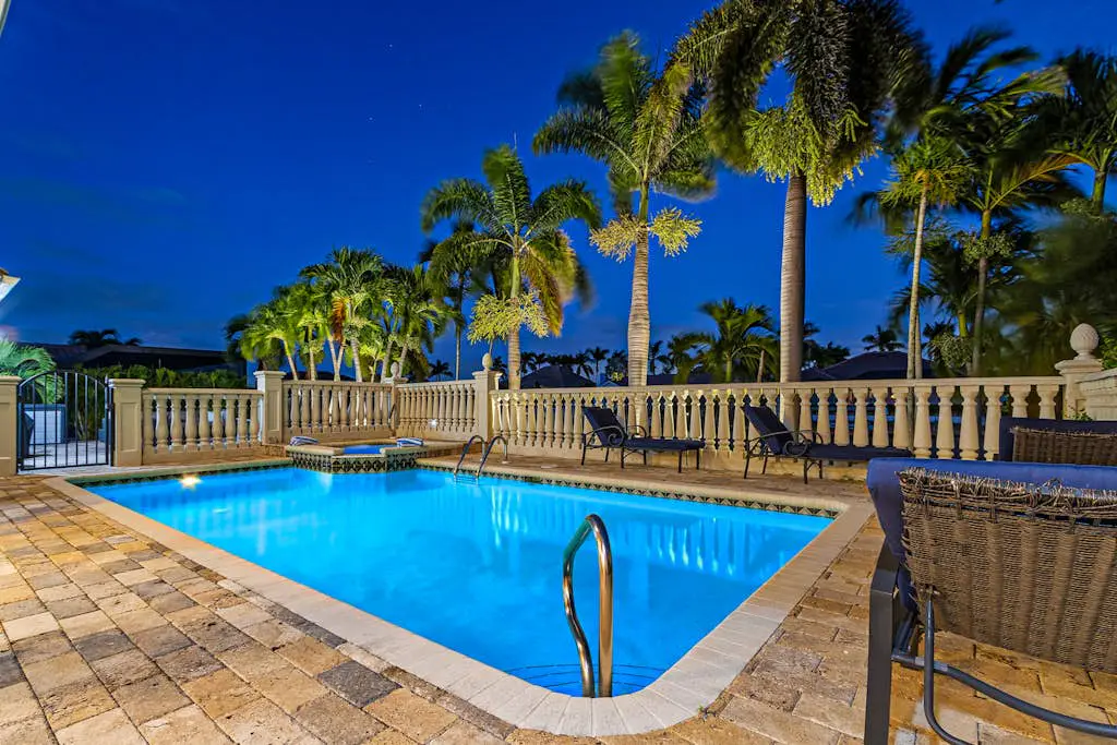 Caloosahatchee Getaway