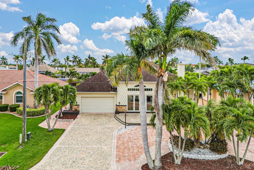 Caloosahatchee Getaway