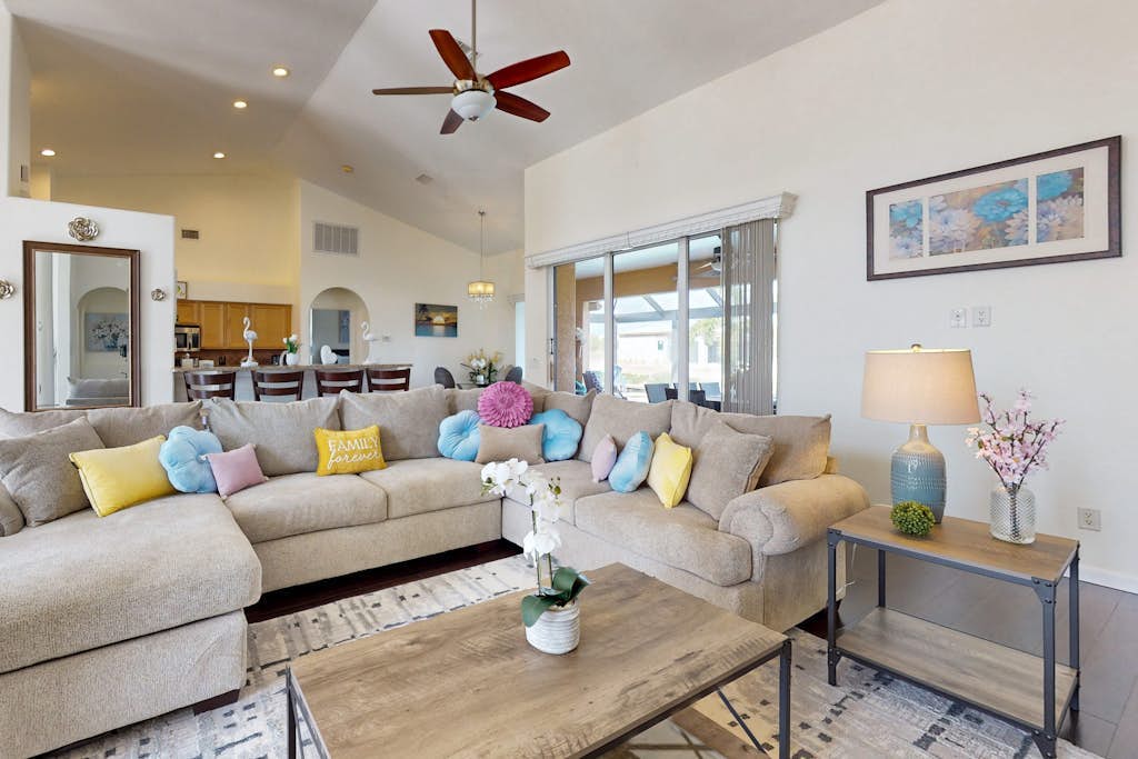 Inviting home near pristine beaches with views & heated pool - dog-friendly