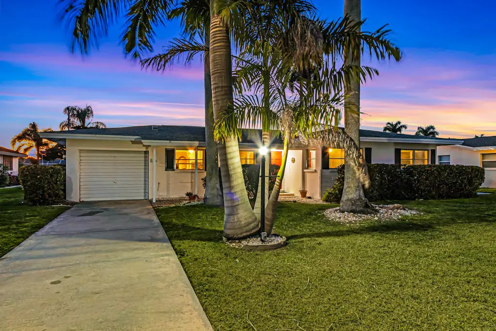 City of Palms Paradise