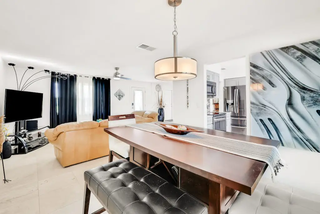 Three Palms Retreat