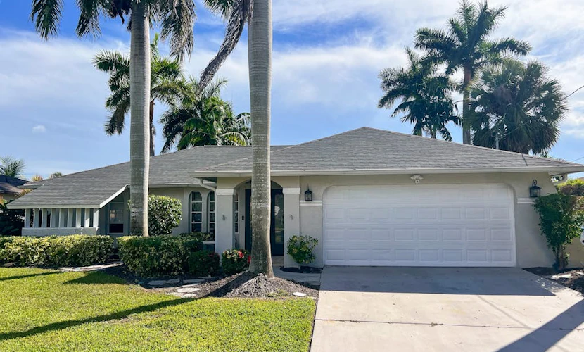 Waterfront home with pool, family & dog friendly, close to river & Gulf beaches