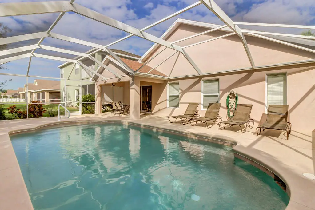 Satin Gold Retreat