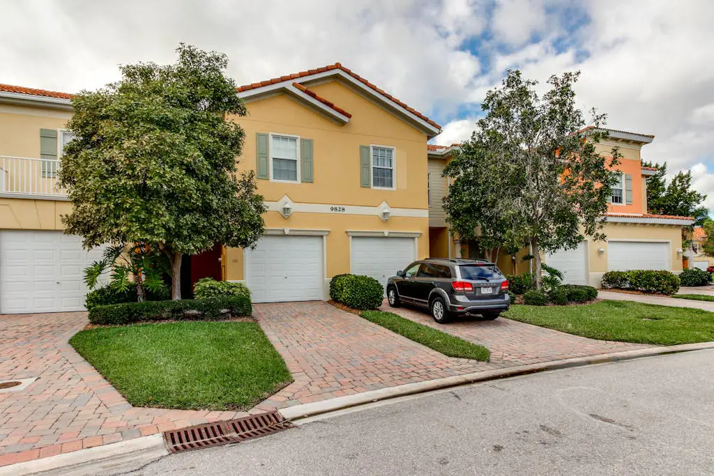The Sail Harbor - Spinnaker Townhome